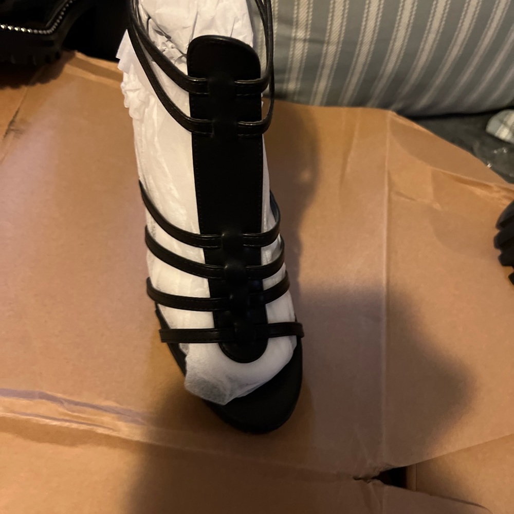 Black dress shoe